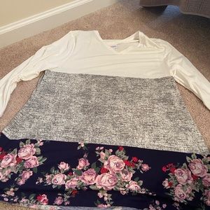 LulaRoe Elizabeth Long Sleeve tunic